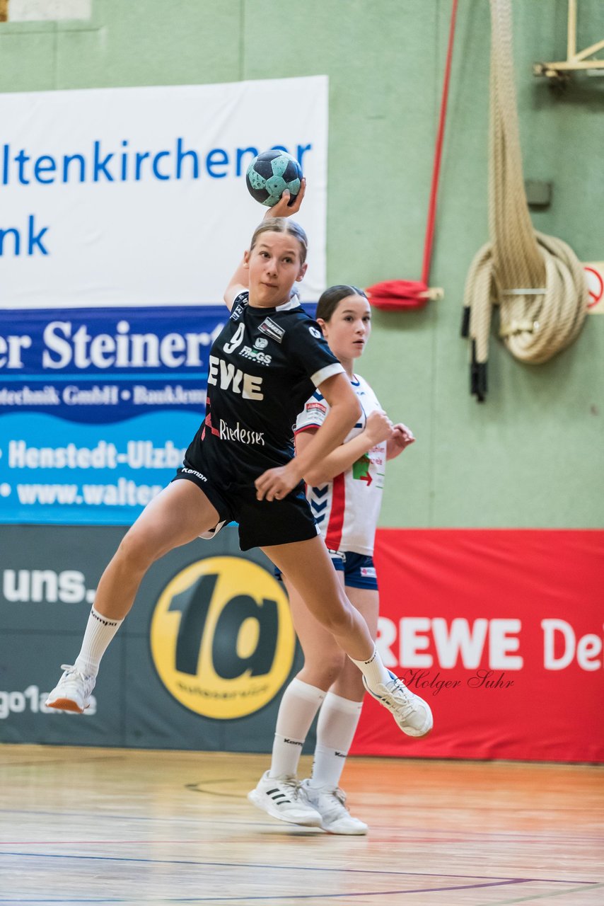 Bild 175 - wCJ SV Henstedt Ulzburg - SG HH-Nord : Ergebnis: 24:24